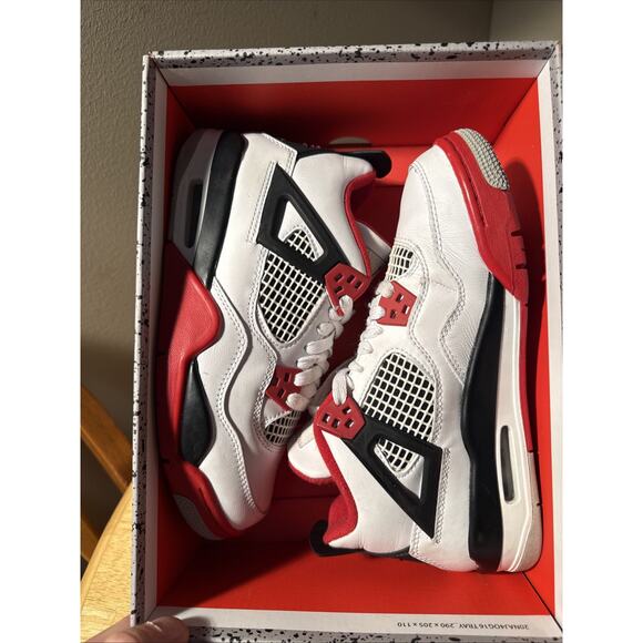 Jordan 4 Retro Red Cement Size 5Y/6.5W Pre-owned OG Box main image 8